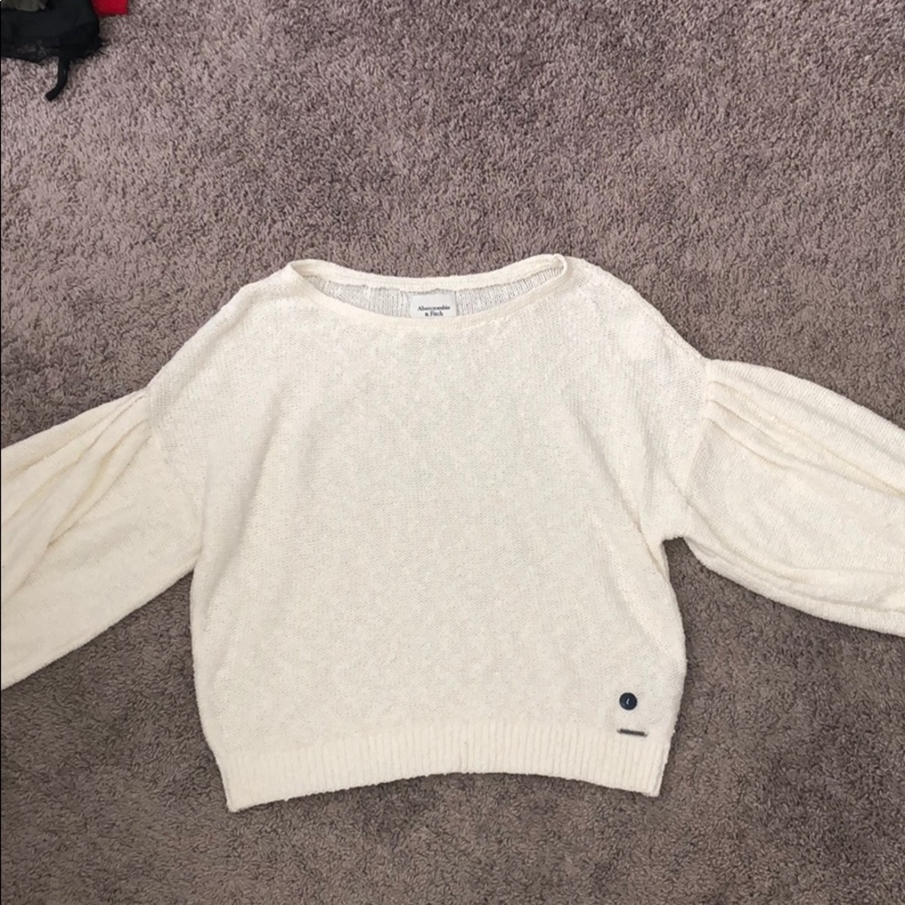 Abercrombie and Fitch Ballon Sleeve Sweater
